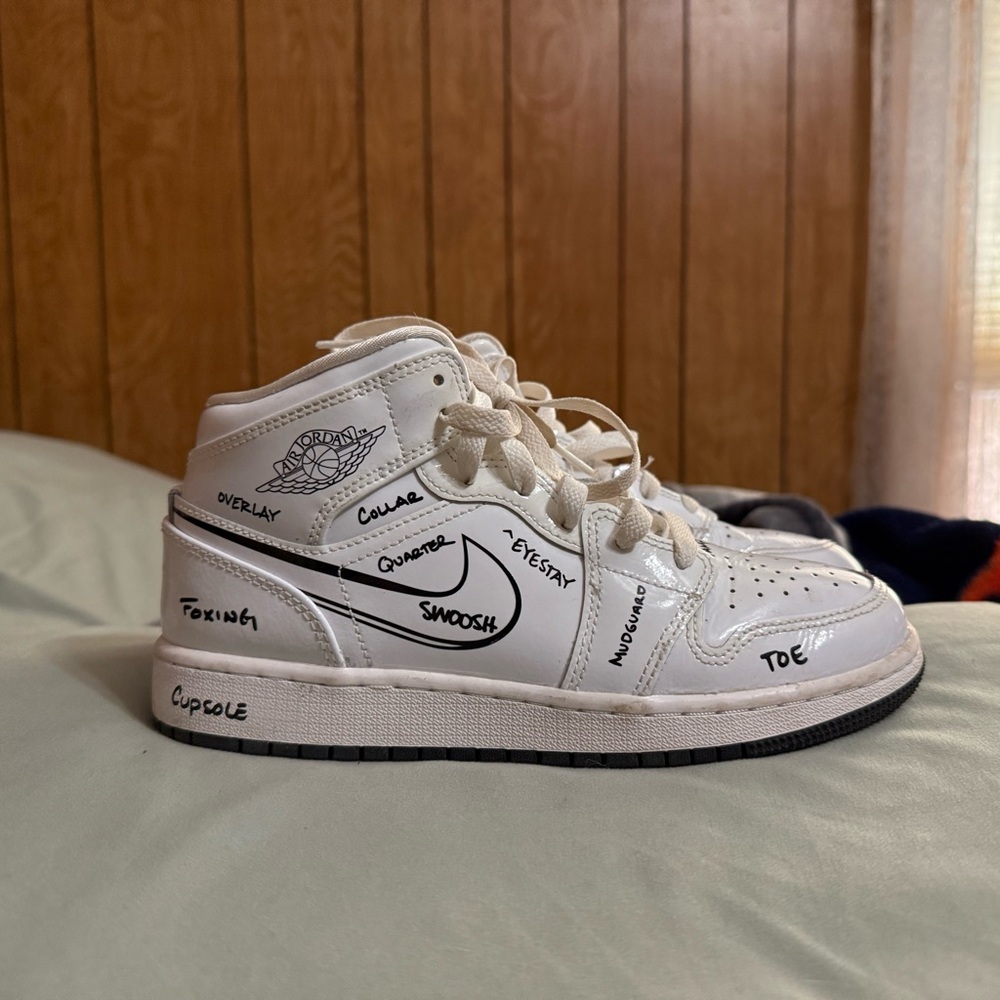 Nike Jordan 1 Mid "Schematic"